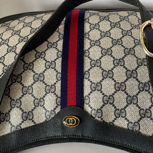 Authentic Gucci Sherry Line GG Canvas navy/red Shoulder Bag. - Picture 10 of 15